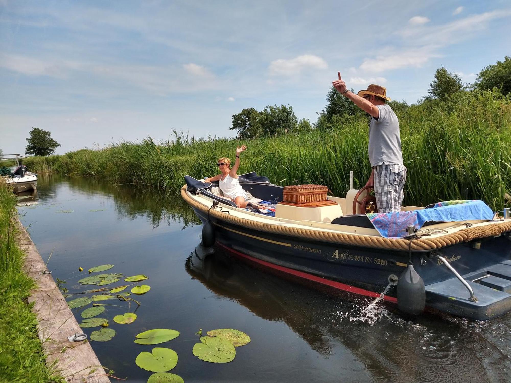 Het Waterhoentje Sint Jansklooster Eksteriør billede